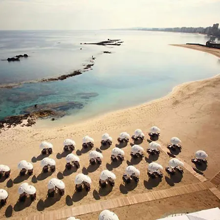 Luxurious 2-bedroom With Panoramic Sea Views In Famagusta