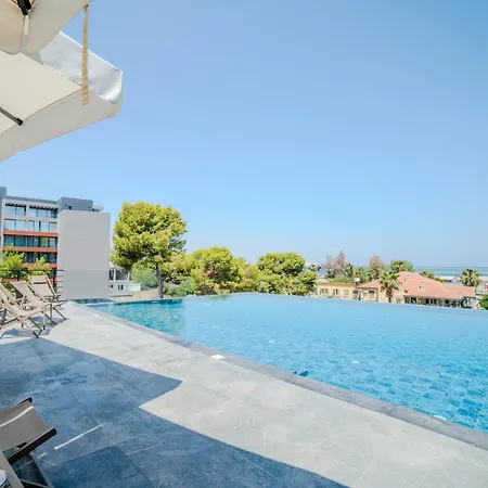 Apartmán Luxurious 2-bedroom With Panoramic Sea Views In Famagusta *