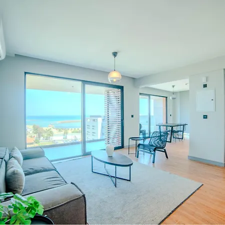 Apartment Luxurious 2-bedroom With Panoramic Sea Views In Famagusta Famagusta (Northern Cyprus)