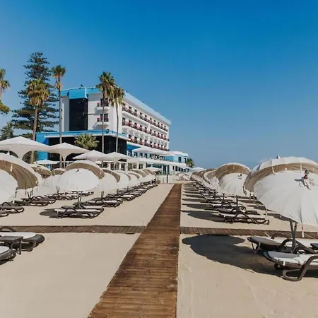 Luxurious 2-bedroom With Panoramic Sea Views In Famagusta * Famagusta (Northern Cyprus)